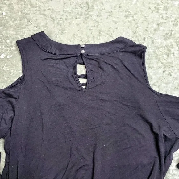 Torrid Foxy V-Neck Lace-Up Cold Shoulder Top - Picture 8 of 8